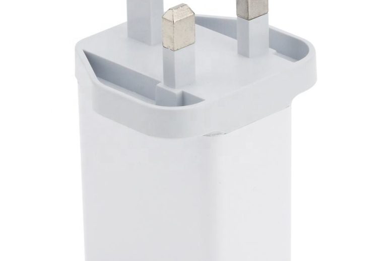 Mini USB Dual USB Car Charger Adapter (4)